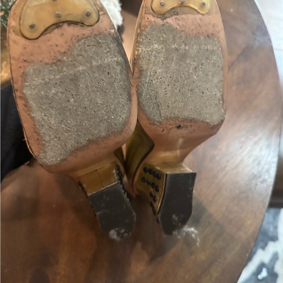 COACH gold heel loafer - Picture 6 of 8